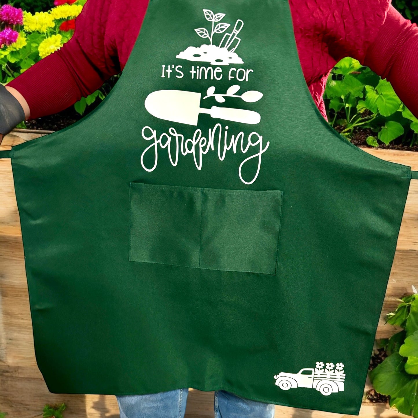 Apron - Garden Apron with Pockets – Green with Charming Design Choices